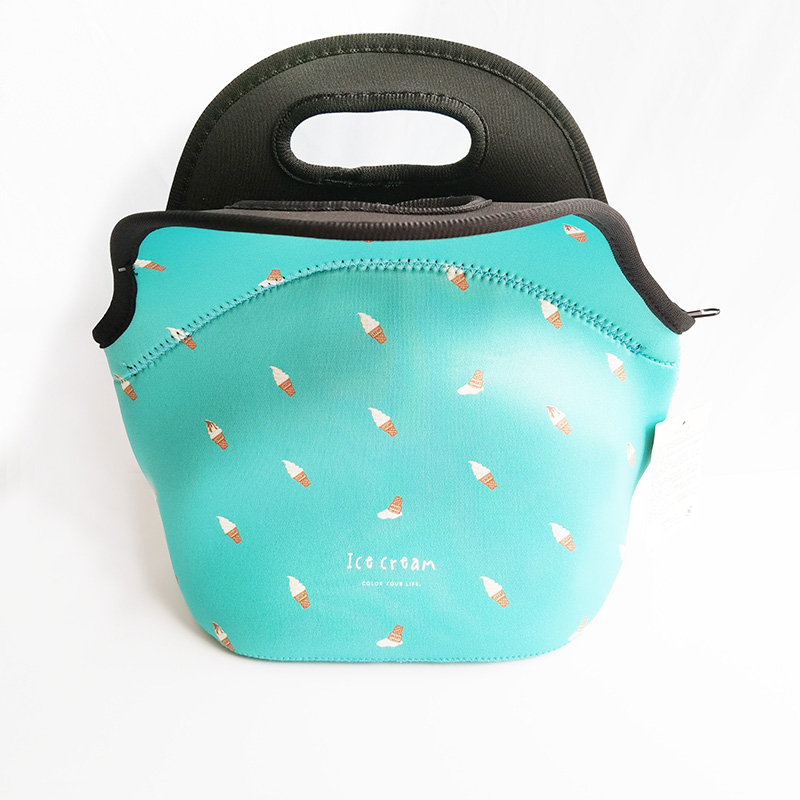 Insulated neoprene lunch bag